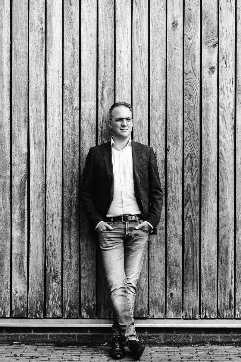 zakelijke fotografie, Drenthe, zwart/wit fotografie, profielfoto, jezelf zichtbaar maken, Assen, Groningen