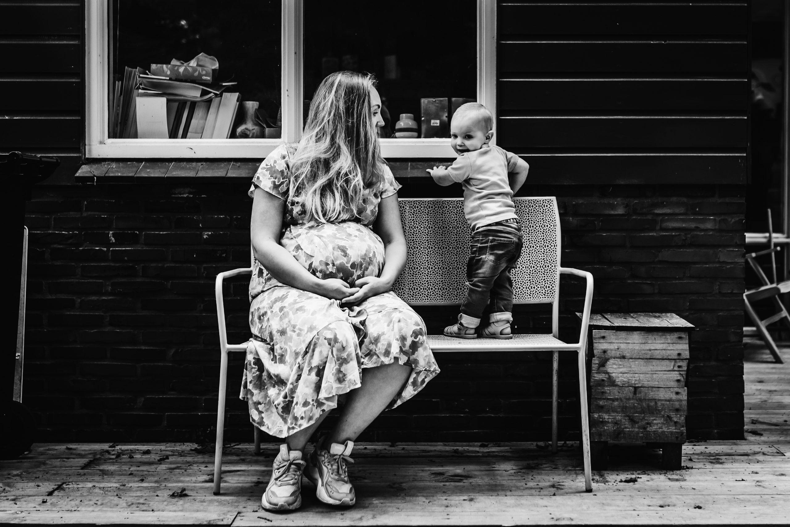 Day in the life zwangerschap, gezinsfotografie, echte momenten thuis vastleggen